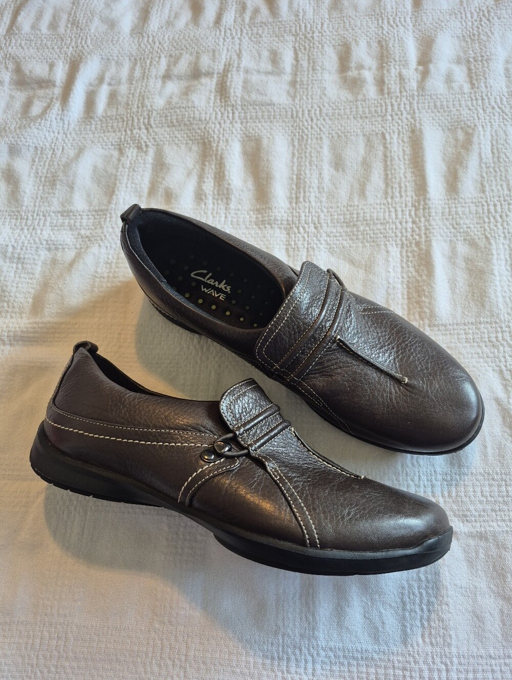 Clarks Wave women's 9M loafer brown leather upper, style 33157 VVGUC